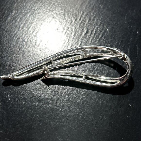 Vintage 2-7/8” Sarah Coventry Silver Textured Tear Drop Abstract Shape Brooch - Picture 4 of 5